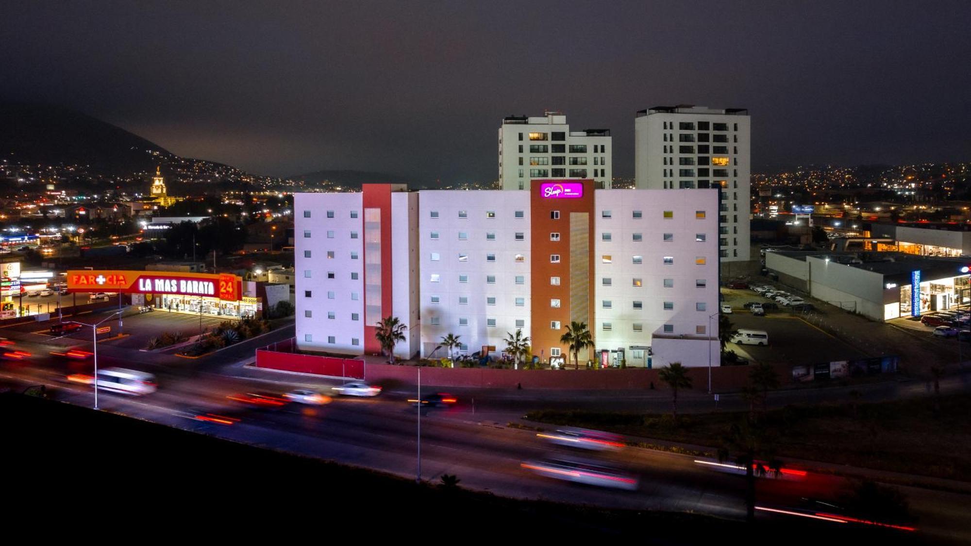 Sleep Inn Tijuana Exterior photo